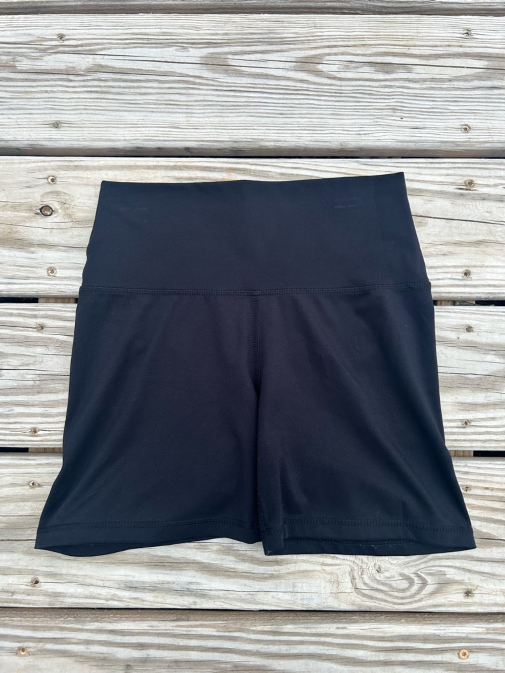 Yogalicious Lux Active Gym Biker Poly Spandex Booty Power Shorts Medium Black